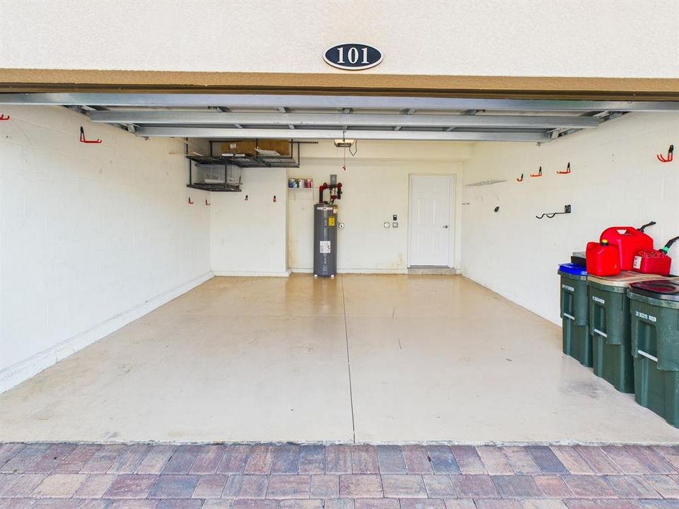En Venta: $372,000 (3 camas, 2 baños, 1706 Pies cuadrados)