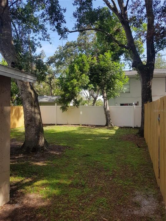 Active With Contract: $499,000 (6 beds, 0 baths, 1980 Square Feet)