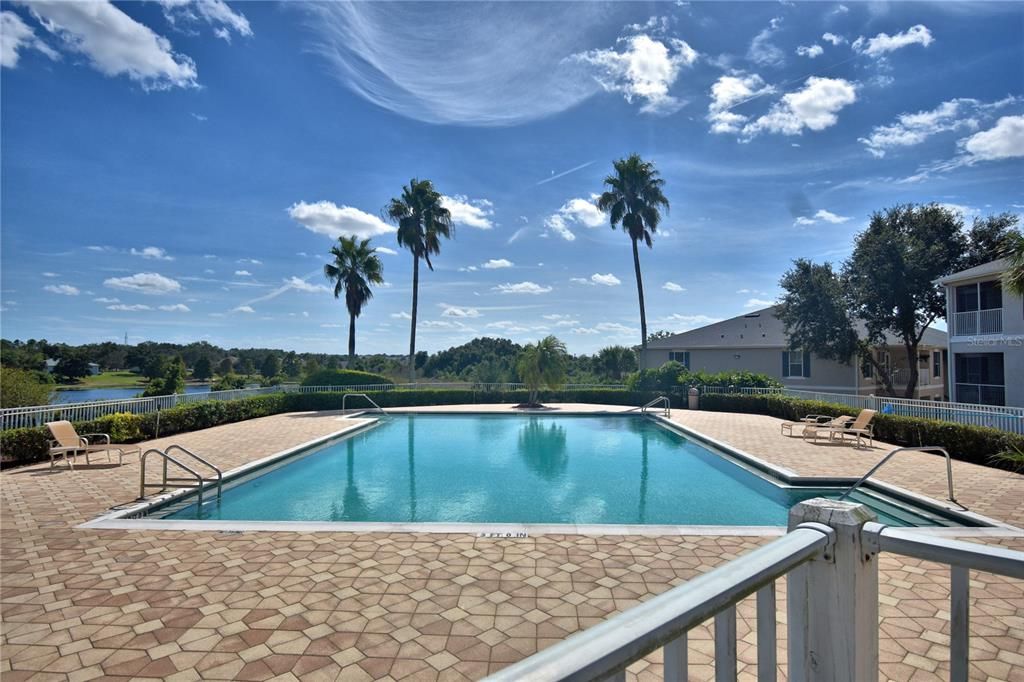 Active With Contract: $1,150 (1 beds, 1 baths, 808 Square Feet)