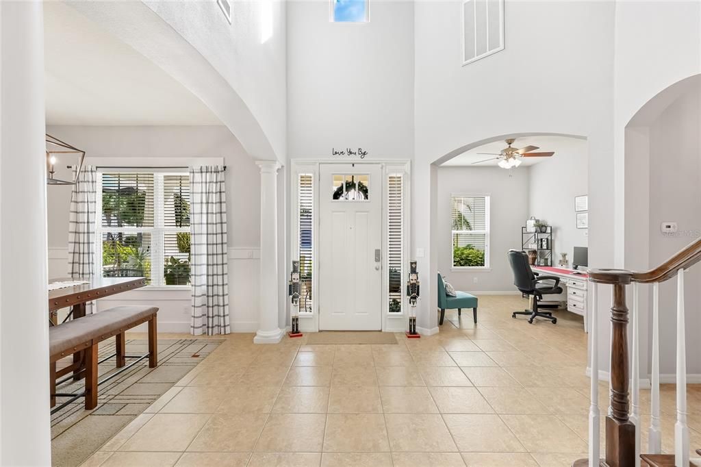 Activo con contrato: $800,000 (5 camas, 4 baños, 4378 Pies cuadrados)
