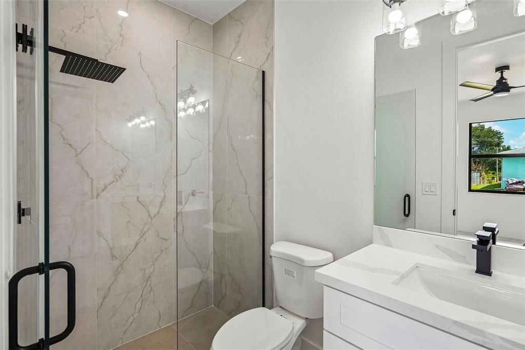 En Venta: $520,000 (6 camas, 0 baños, 2400 Pies cuadrados)