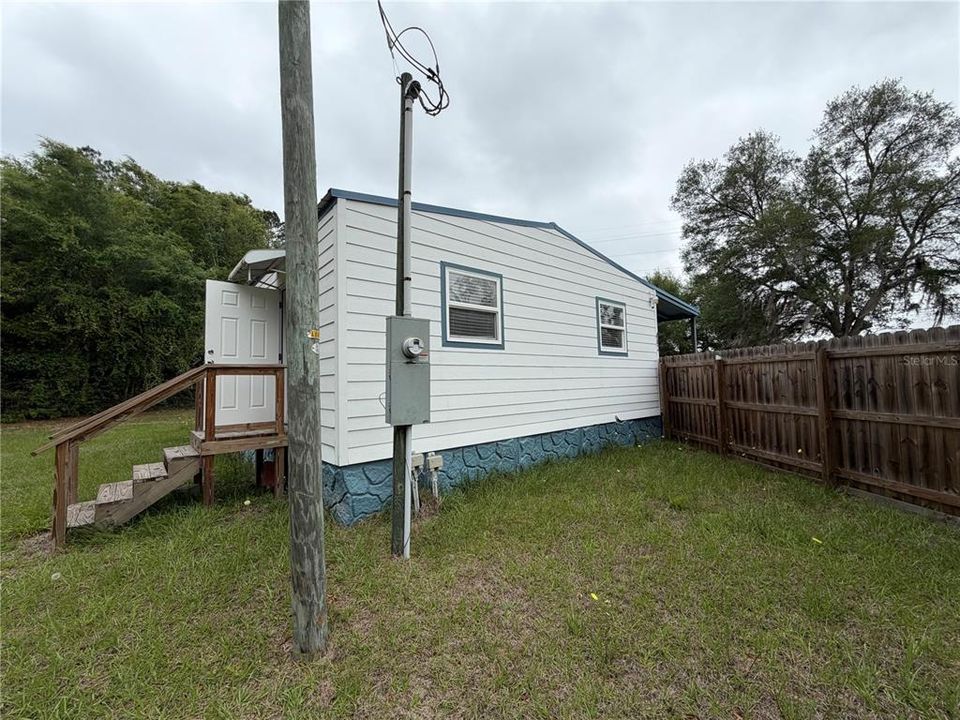 For Sale: $199,900 (0 beds, 0 baths, 828 Square Feet)