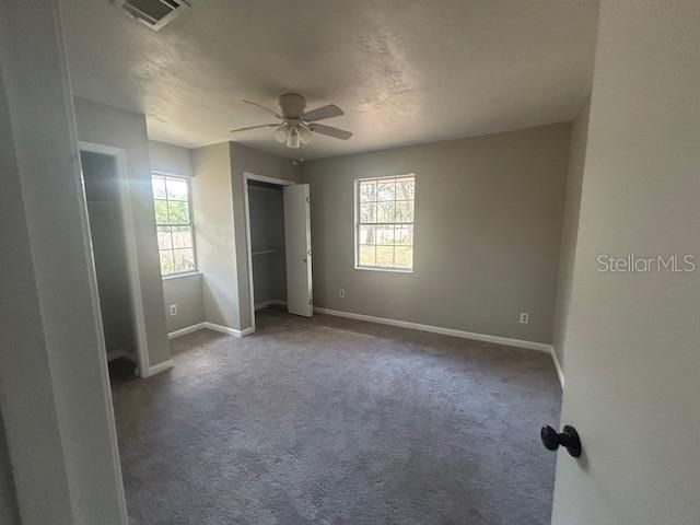 En Venta: $254,500 (3 camas, 2 baños, 2175 Pies cuadrados)