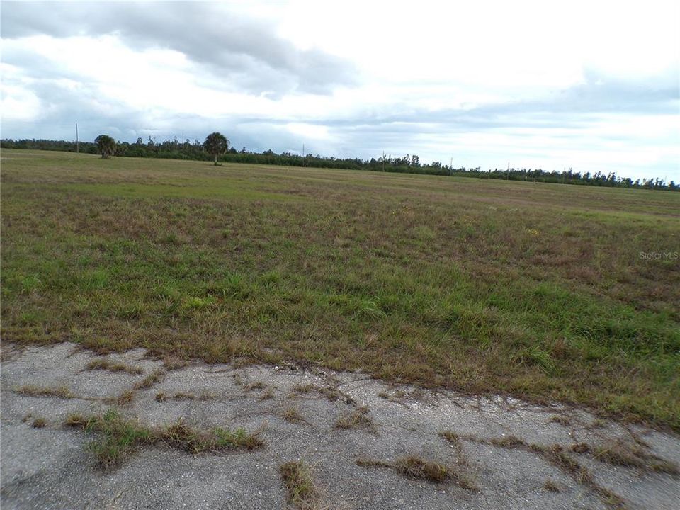 En Venta: $19,990 (0.20 acres)