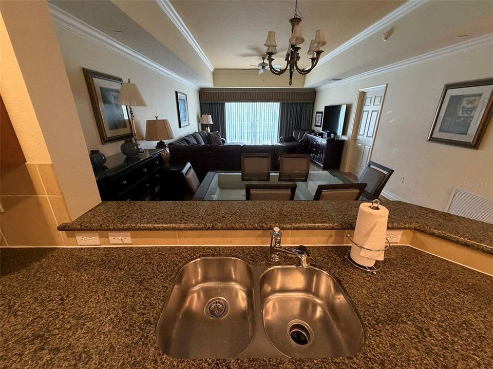 На продажу: $355,000 (3 спален, 3 ванн, 1630 Квадратных фут)