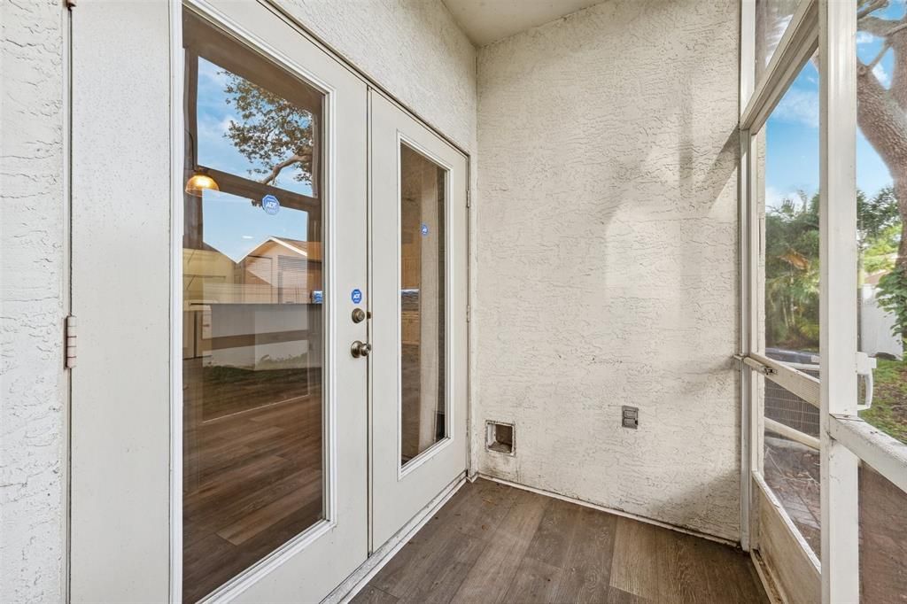 En Venta: $335,000 (3 camas, 2 baños, 1600 Pies cuadrados)