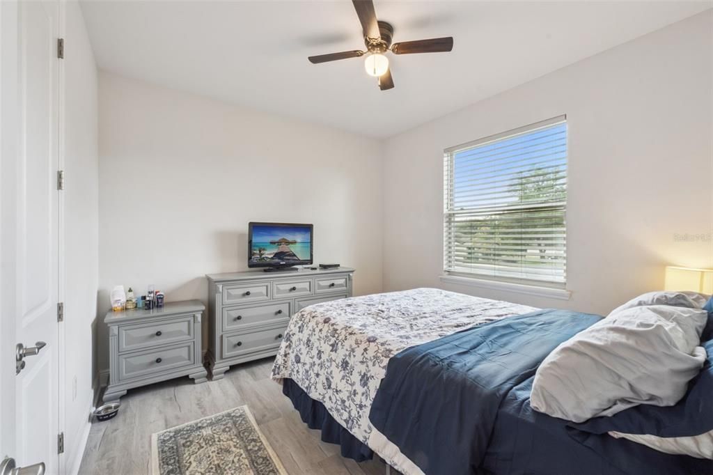 For Sale: $399,900 (3 beds, 2 baths, 1817 Square Feet)