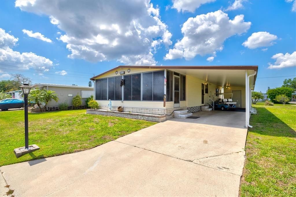 For Sale: $139,900 (2 beds, 2 baths, 1152 Square Feet)
