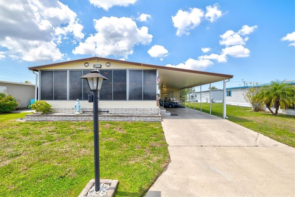 For Sale: $139,900 (2 beds, 2 baths, 1152 Square Feet)