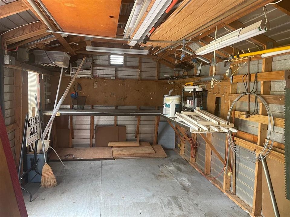 Activo con contrato: $245,000 (3 camas, 2 baños, 1560 Pies cuadrados)