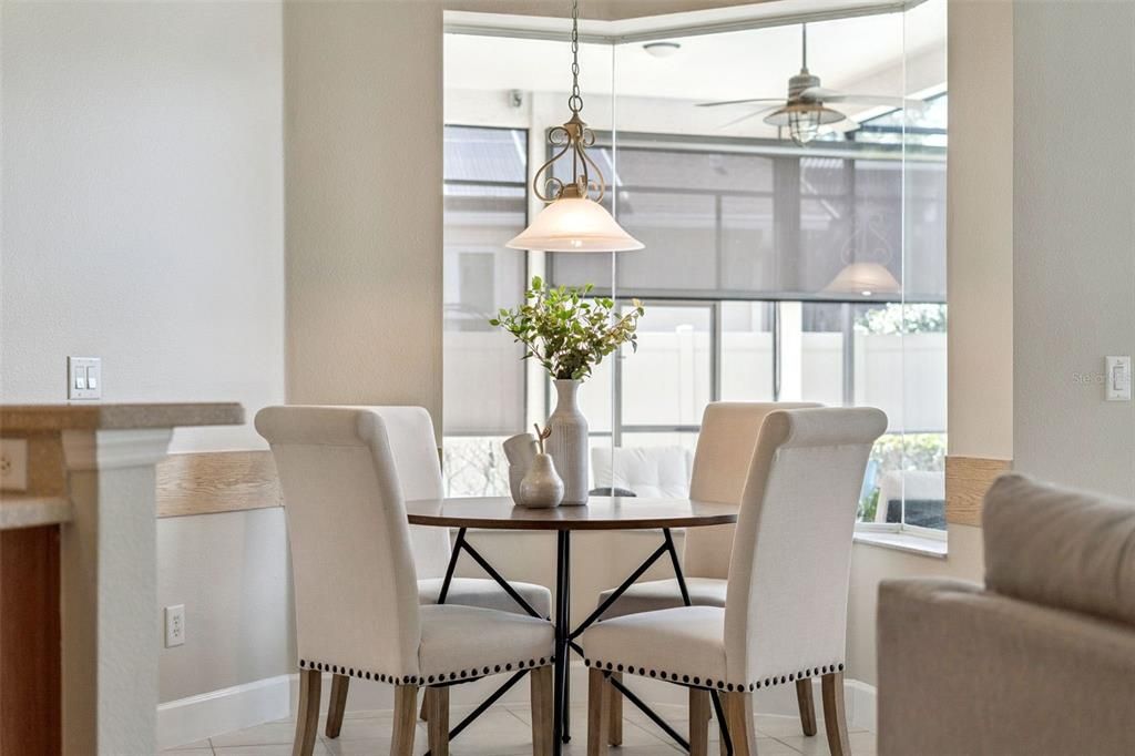 Activo con contrato: $700,000 (4 camas, 3 baños, 2849 Pies cuadrados)