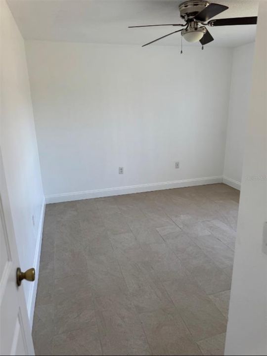 Activo con contrato: $1,600 (3 camas, 2 baños, 1245 Pies cuadrados)