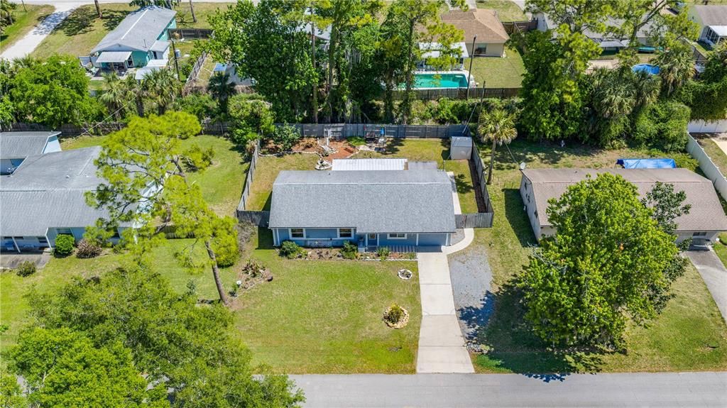 For Sale: $299,900 (4 beds, 2 baths, 1564 Square Feet)