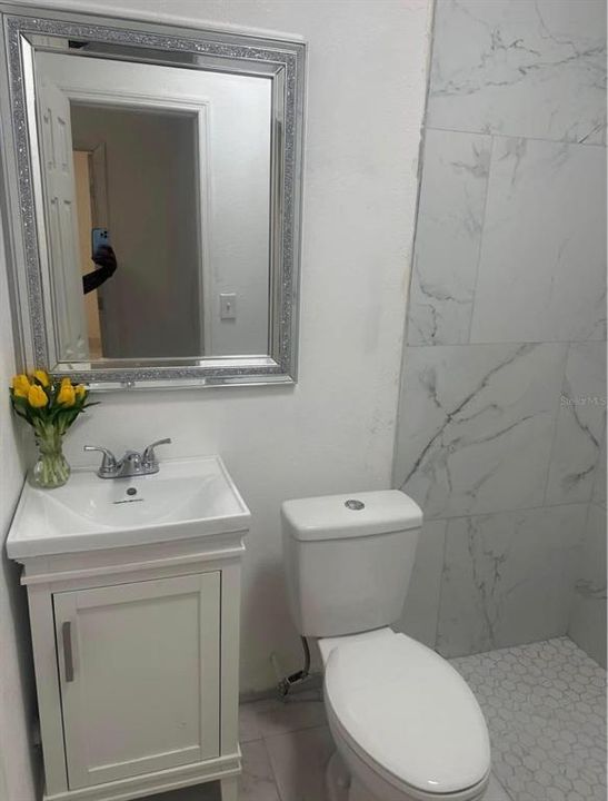 В аренду: $1,600 (2 спален, 1 ванн, 1644 Квадратных фут)