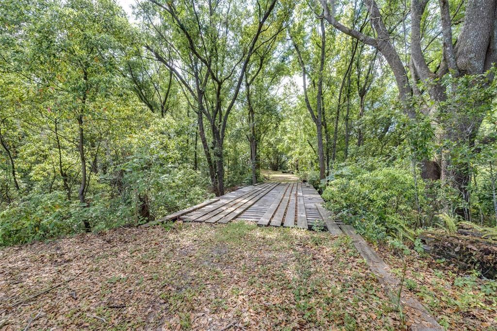 En Venta: $525,000 (5.10 acres)