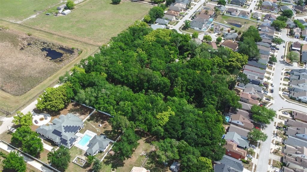 En Venta: $525,000 (5.10 acres)