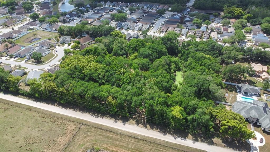 En Venta: $525,000 (5.10 acres)