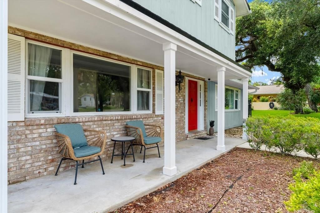 For Sale: $515,000 (5 beds, 2 baths, 2200 Square Feet)