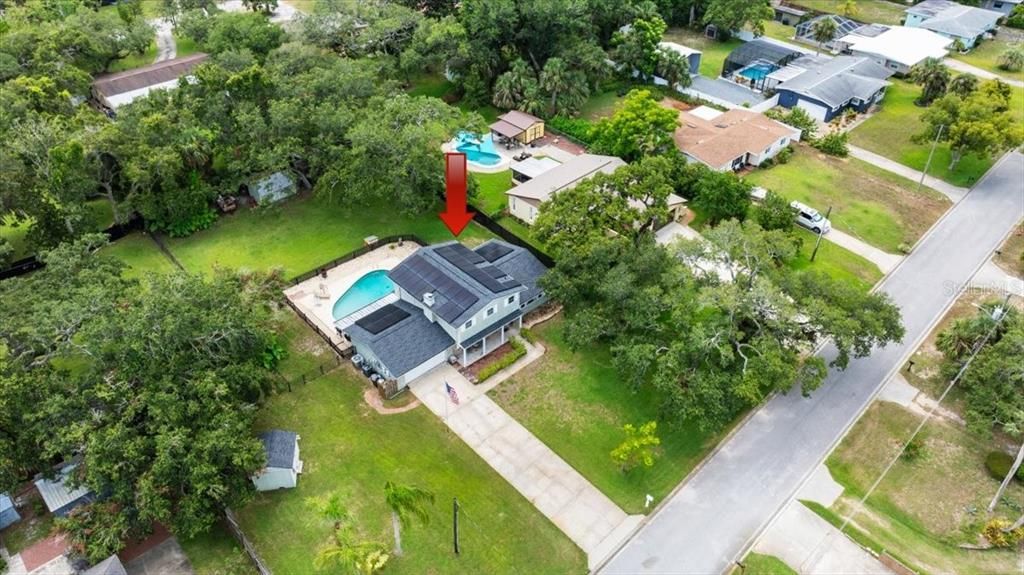 For Sale: $515,000 (5 beds, 2 baths, 2200 Square Feet)