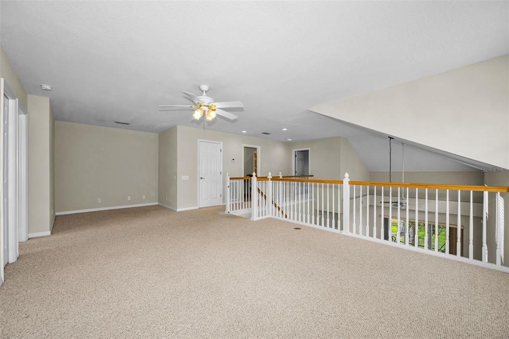 На продажу: $469,900 (3 спален, 2 ванн, 2027 Квадратных фут)