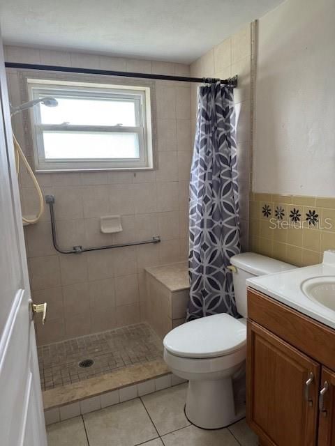 For Rent: $1,350 (2 beds, 1 baths, 1056 Square Feet)