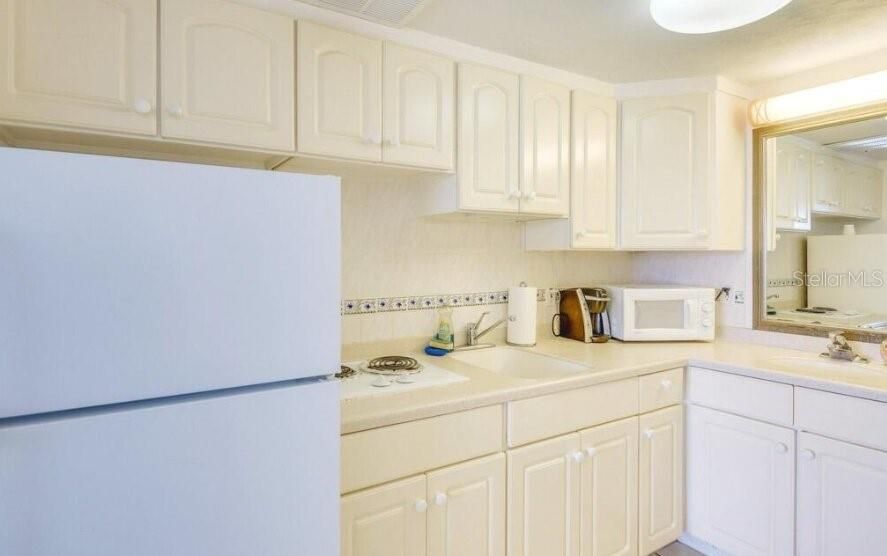 На продажу: $87,900 (1 спален, 1 ванн, 308 Квадратных фут)