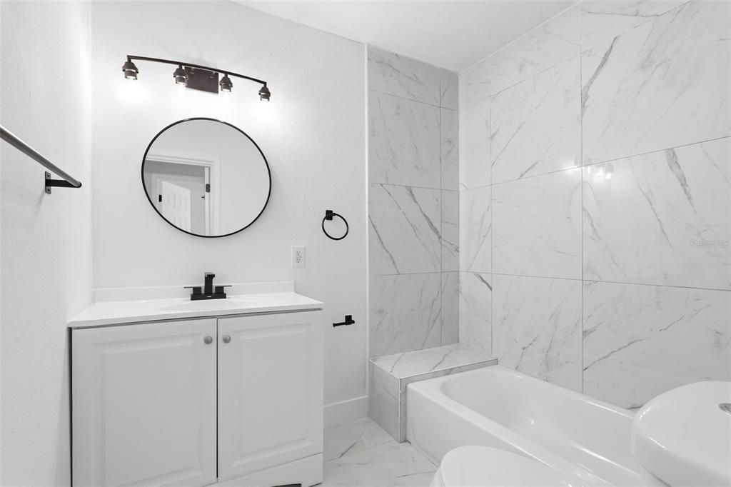 For Sale: $329,900 (4 beds, 3 baths, 1602 Square Feet)
