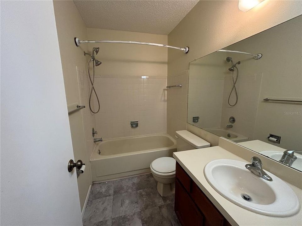 For Rent: $1,750 (2 beds, 2 baths, 1030 Square Feet)