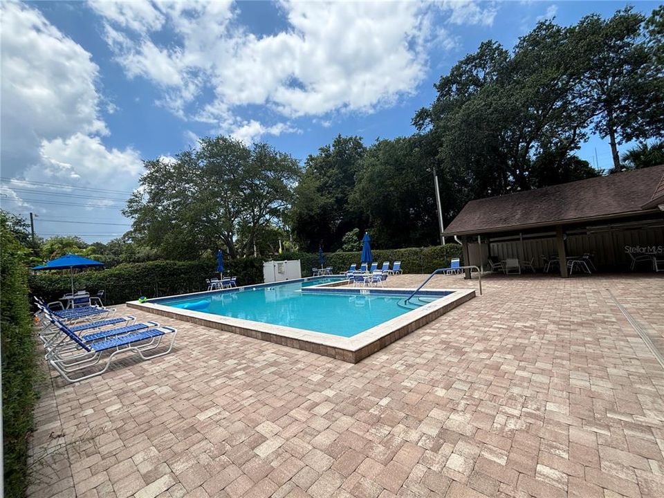 For Rent: $1,750 (2 beds, 2 baths, 1030 Square Feet)