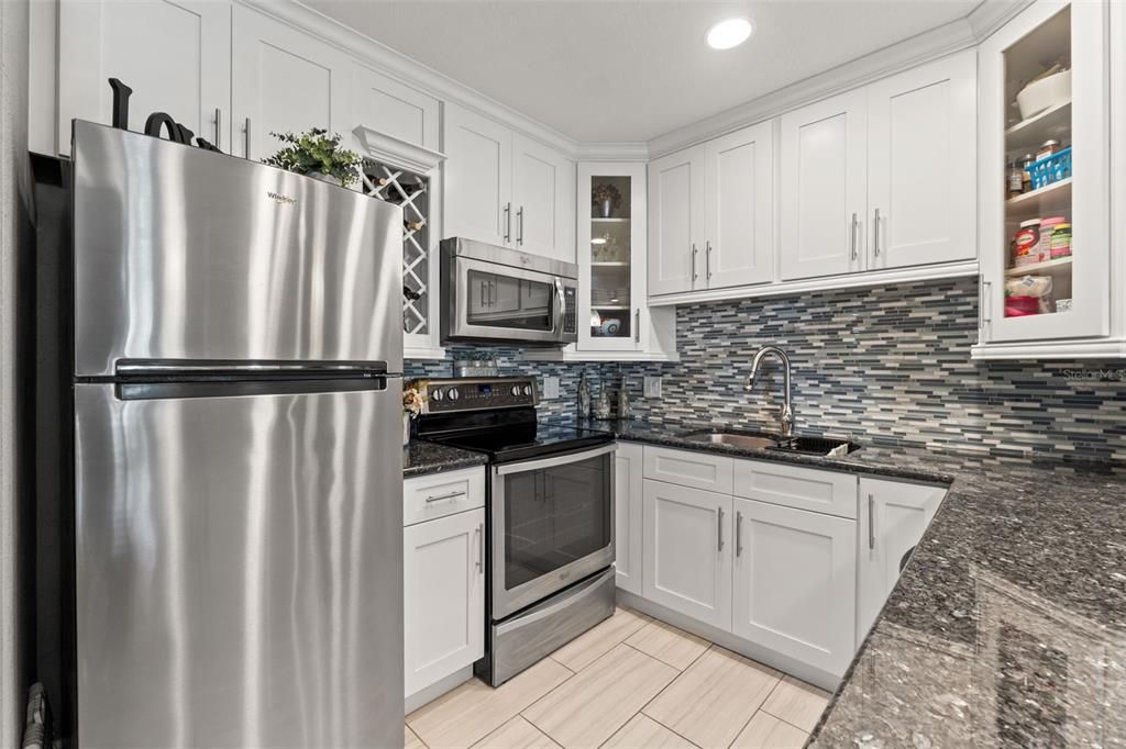 На продажу: $124,999 (1 спален, 1 ванн, 780 Квадратных фут)