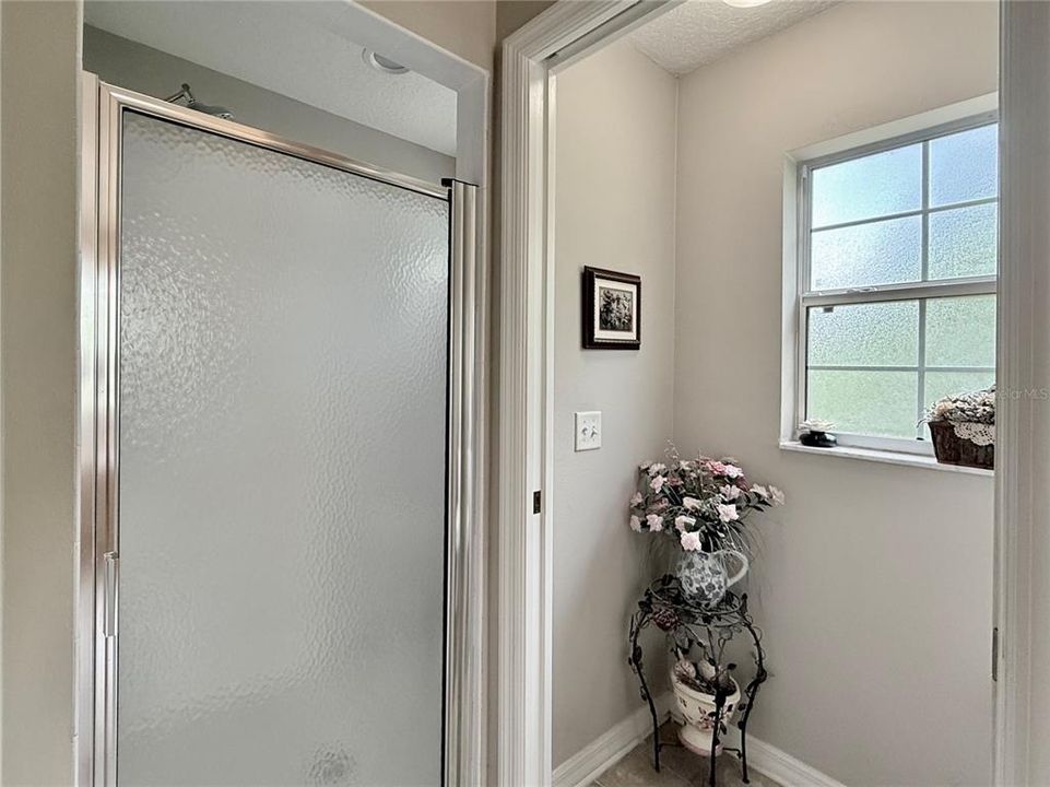En Venta: $374,000 (2 camas, 2 baños, 1596 Pies cuadrados)