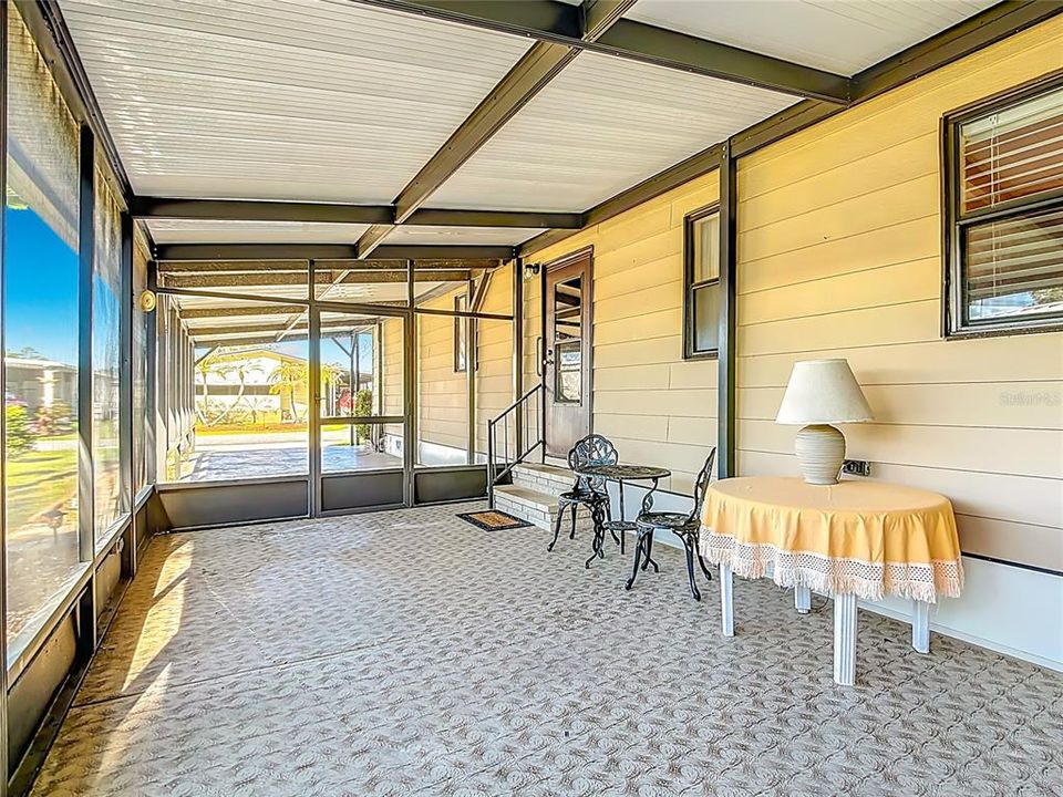En Venta: $155,900 (2 camas, 2 baños, 1596 Pies cuadrados)