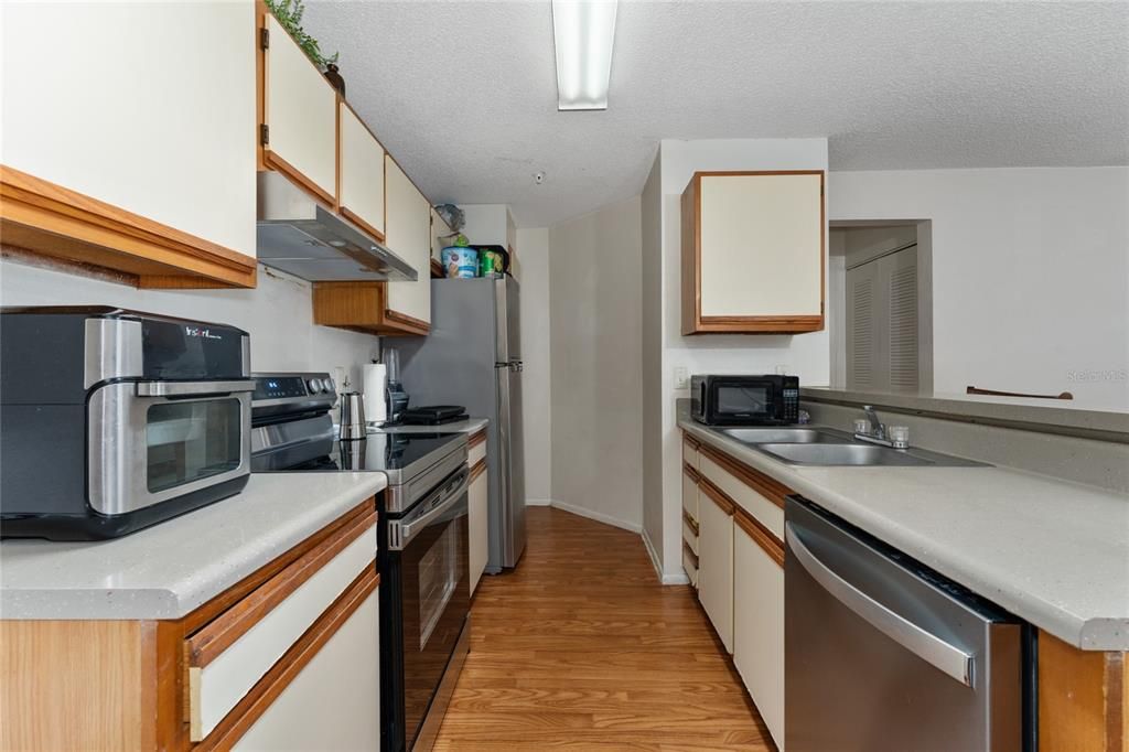 En Venta: $179,990 (2 camas, 2 baños, 1019 Pies cuadrados)