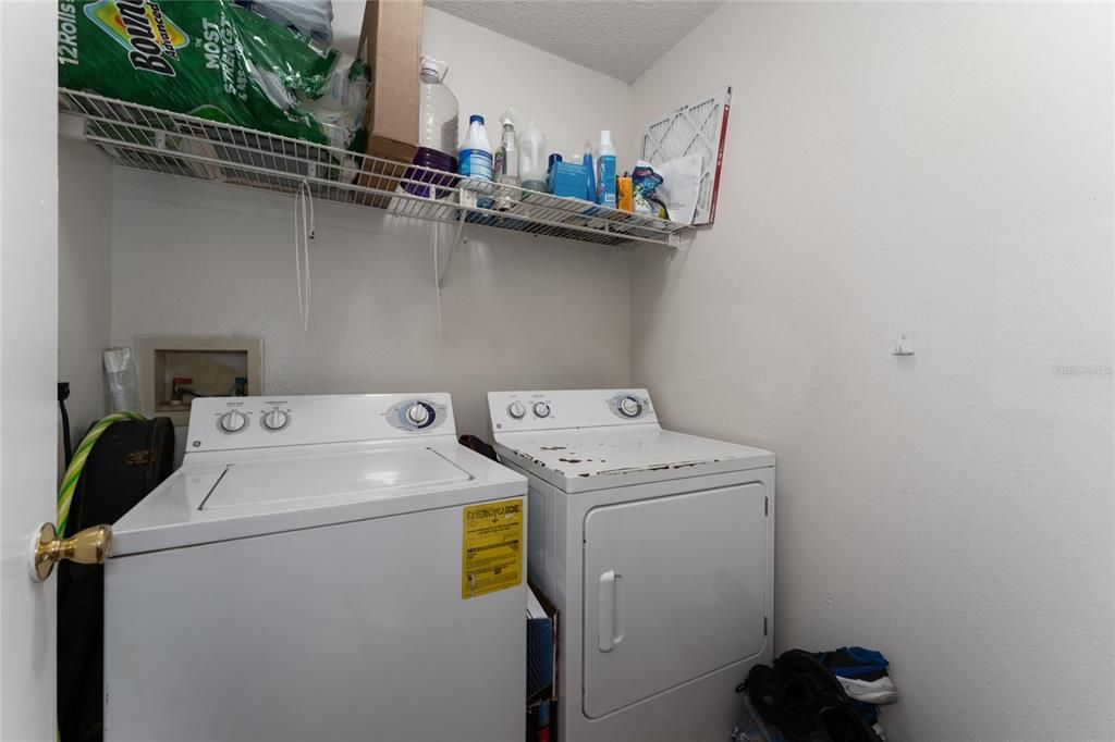 En Venta: $179,990 (2 camas, 2 baños, 1019 Pies cuadrados)