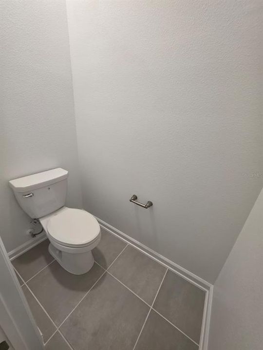 Activo con contrato: $2,700 (4 camas, 3 baños, 2199 Pies cuadrados)