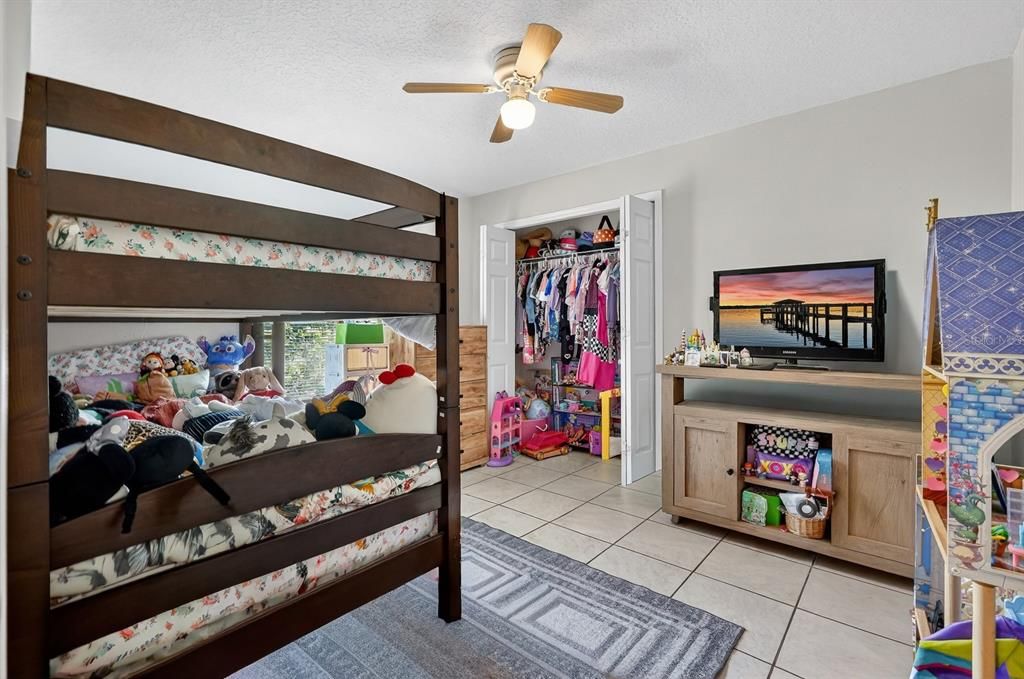 For Sale: $488,800 (6 beds, 0 baths, 2307 Square Feet)