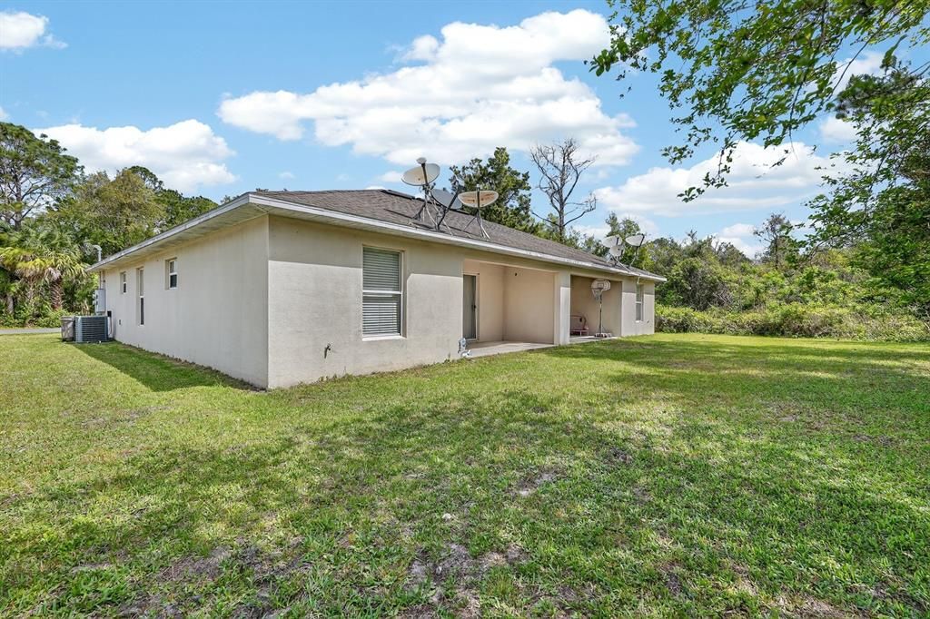 For Sale: $488,800 (6 beds, 0 baths, 2307 Square Feet)