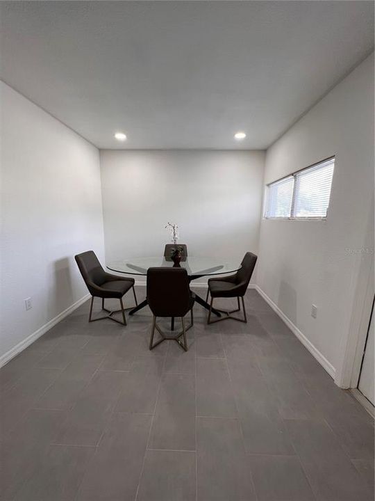 En Venta: $499,000 (5 camas, 0 baños, 1720 Pies cuadrados)