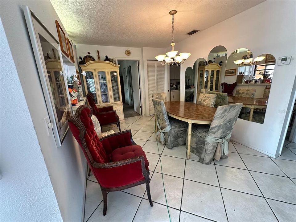 En Venta: $199,900 (2 camas, 2 baños, 1130 Pies cuadrados)