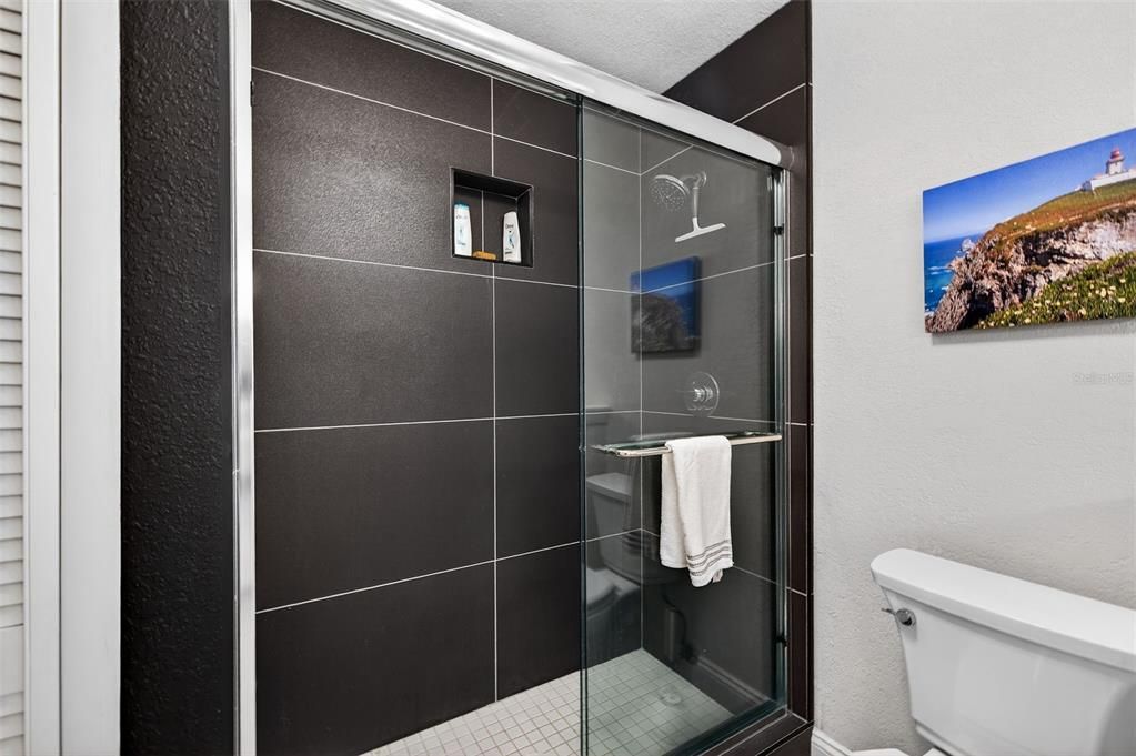 На продажу: $350,000 (3 спален, 3 ванн, 1680 Квадратных фут)