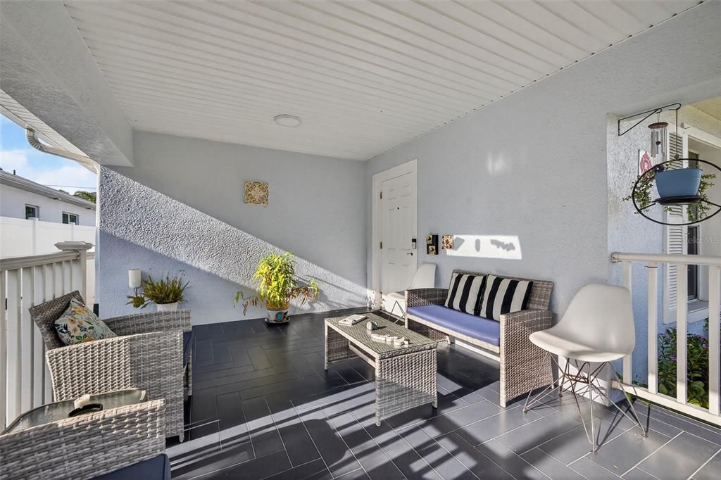 Active With Contract: $3,500 (3 beds, 2 baths, 1379 Square Feet)