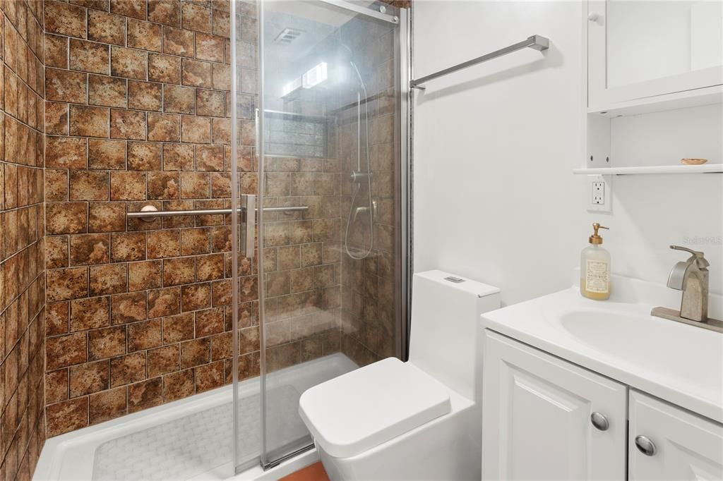 На продажу: $224,900 (3 спален, 2 ванн, 1032 Квадратных фут)