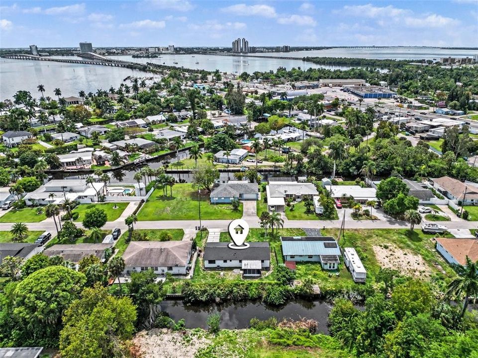 For Sale: $300,000 (4 beds, 2 baths, 1344 Square Feet)