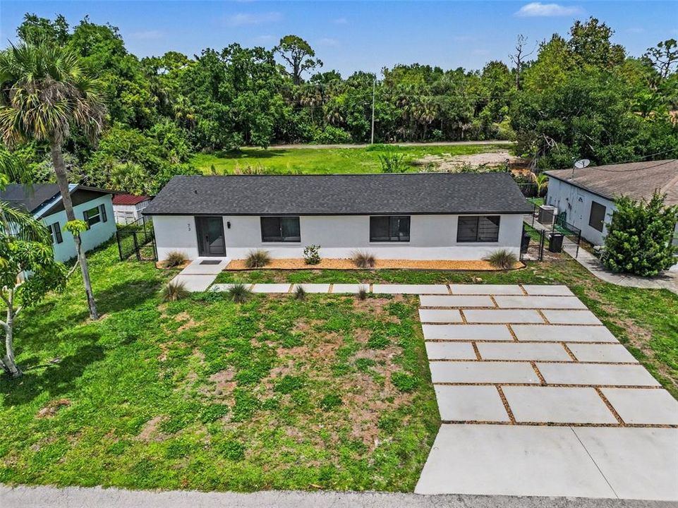 For Sale: $300,000 (4 beds, 2 baths, 1344 Square Feet)