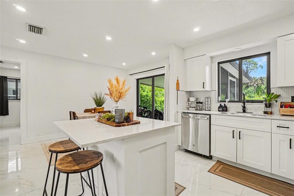 For Sale: $300,000 (4 beds, 2 baths, 1344 Square Feet)