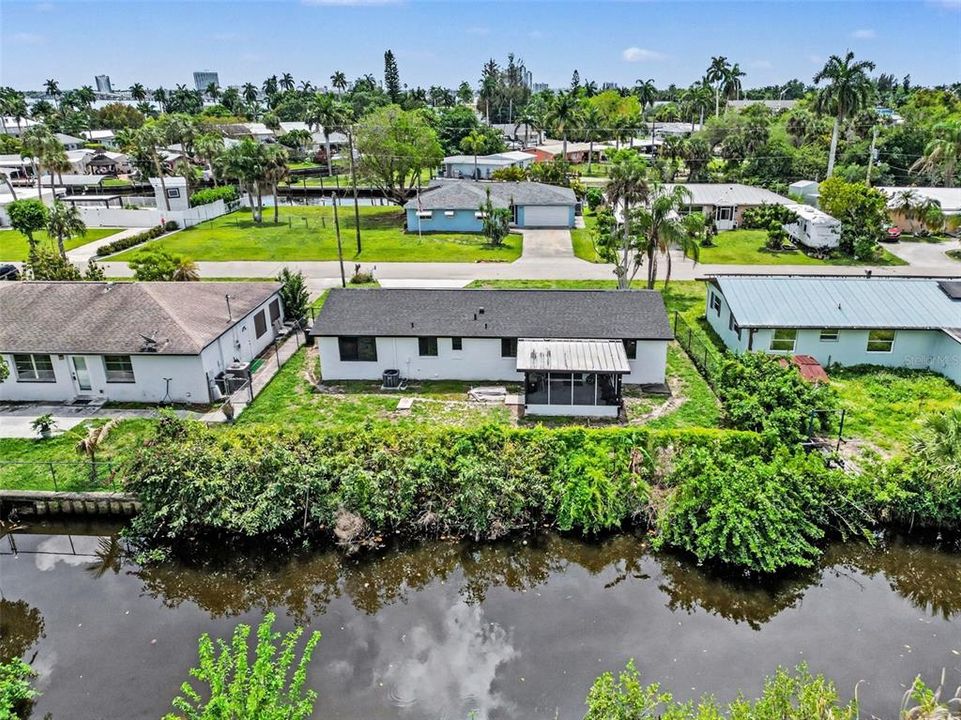 For Sale: $300,000 (4 beds, 2 baths, 1344 Square Feet)