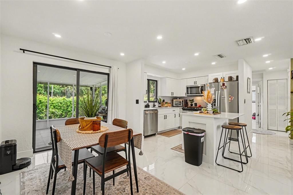 For Sale: $300,000 (4 beds, 2 baths, 1344 Square Feet)