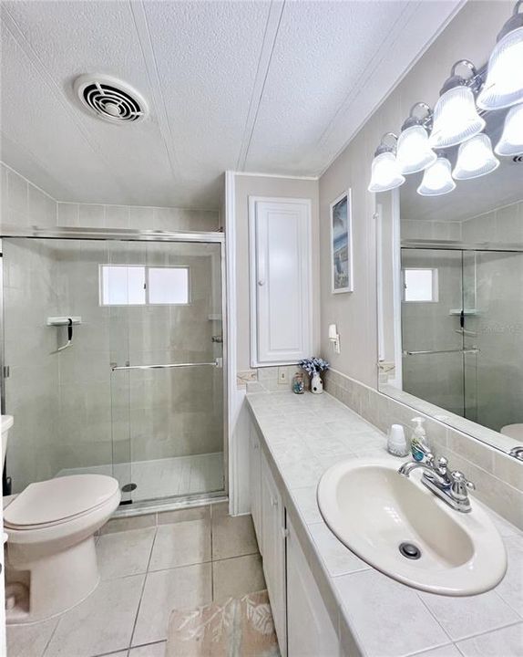 На продажу: $169,000 (3 спален, 2 ванн, 1144 Квадратных фут)