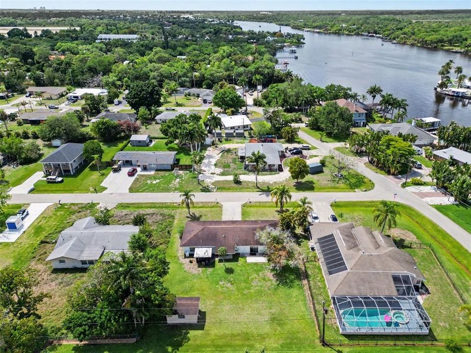 En Venta: $350,000 (4 camas, 0 baños, 1689 Pies cuadrados)