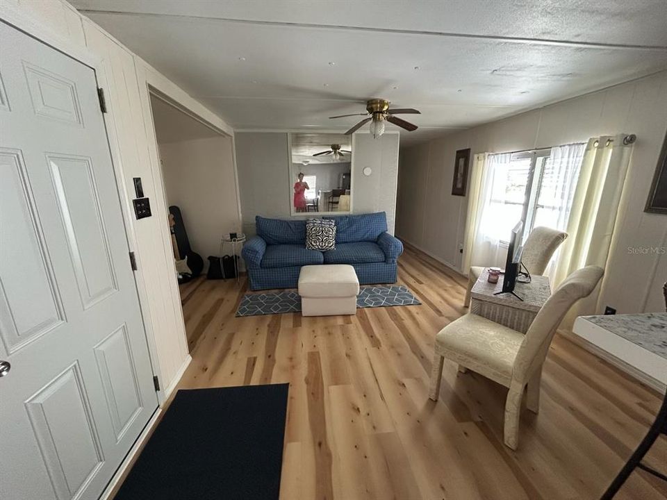 En Venta: $119,900 (2 camas, 1 baños, 884 Pies cuadrados)